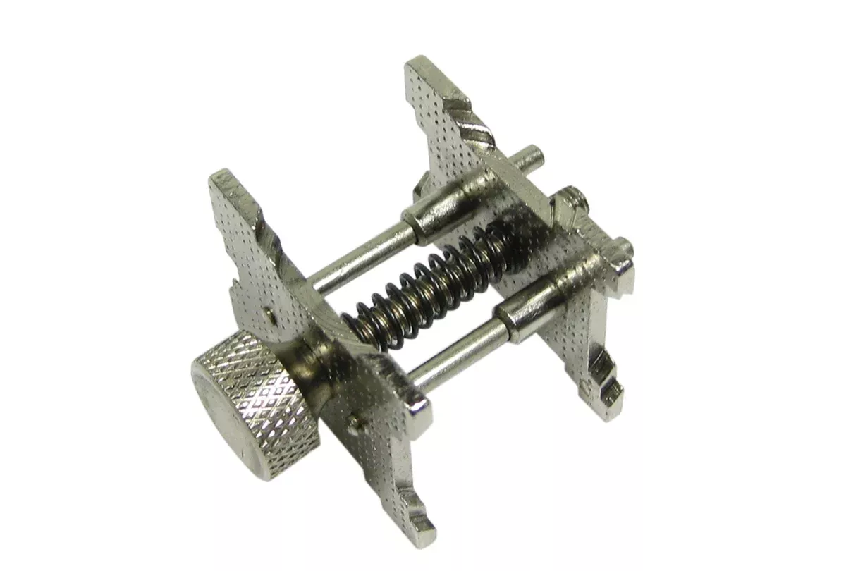 Holder - Eight-Way Movement