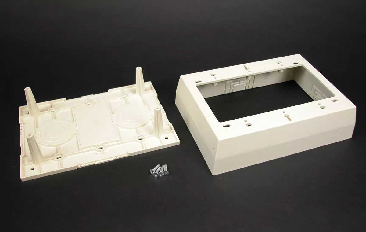 LCAN PSB3WH 3-GANG DEVICE BOX-WHITE