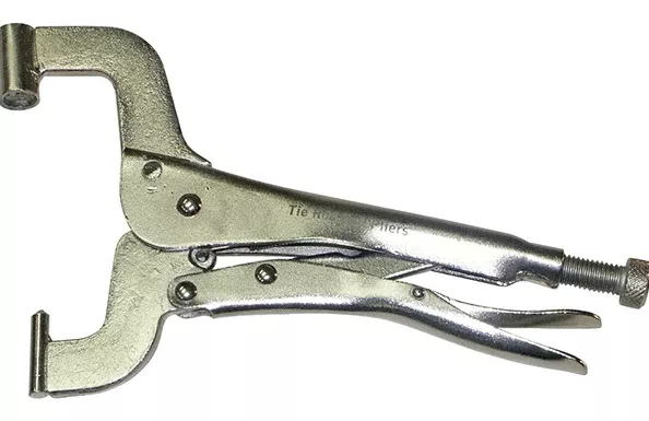 Temporary Steering Solution For Mechanics And Tow Drivers For Vehicles
