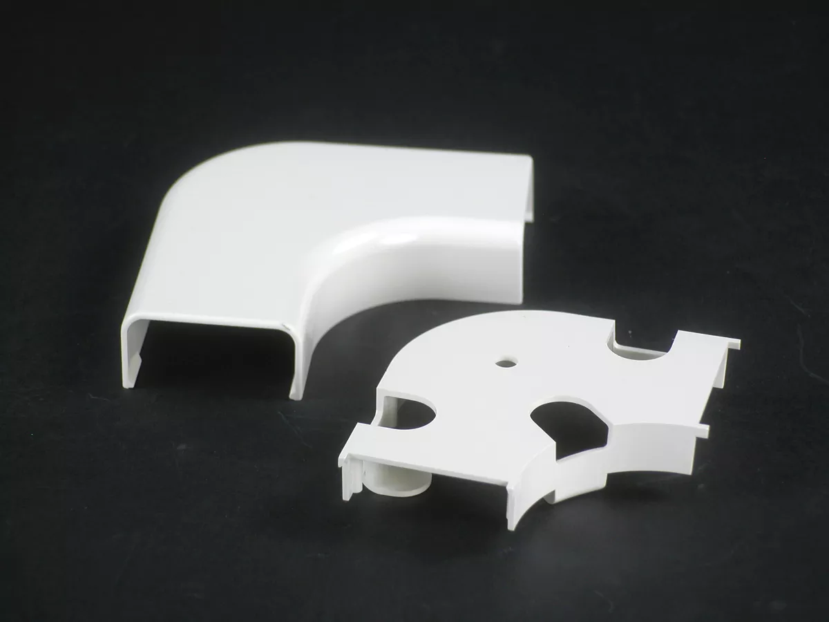 Wiremold 2911FO-WH Uniduct 2900-Series Radiused Flat Elbow Fitting